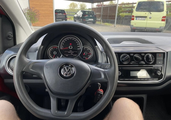 Volkswagen up! cena 31900 przebieg: 36000, rok produkcji 2018 z Poddębice małe 379